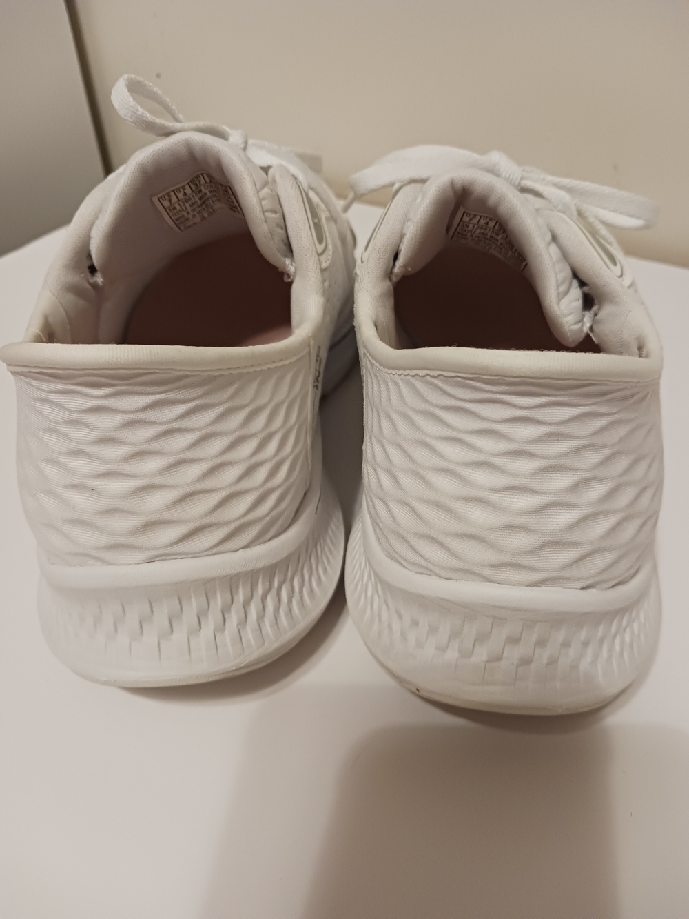 Skechers Slip-Ins GoRun White Women's Athletic Lace-Up Sneakers - Picture 3 of 10